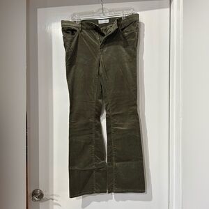 loft corduroy.pants size 8 Pettit.
